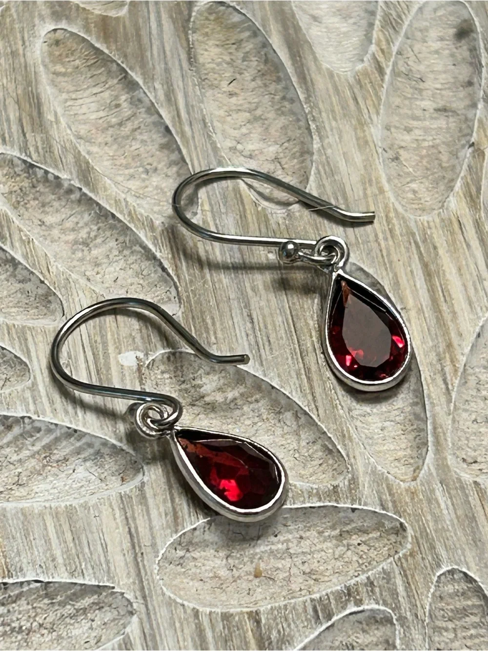 Sterling Silver Teardrop Garnet-Red Drop Earrings